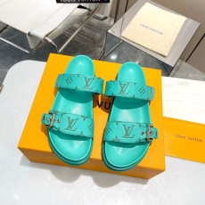 Louis Vuitton Slippers